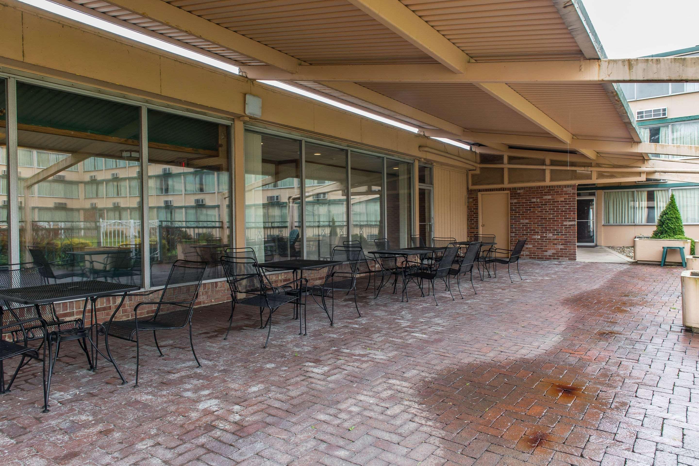Quality Inn Hermitage Dış mekan fotoğraf