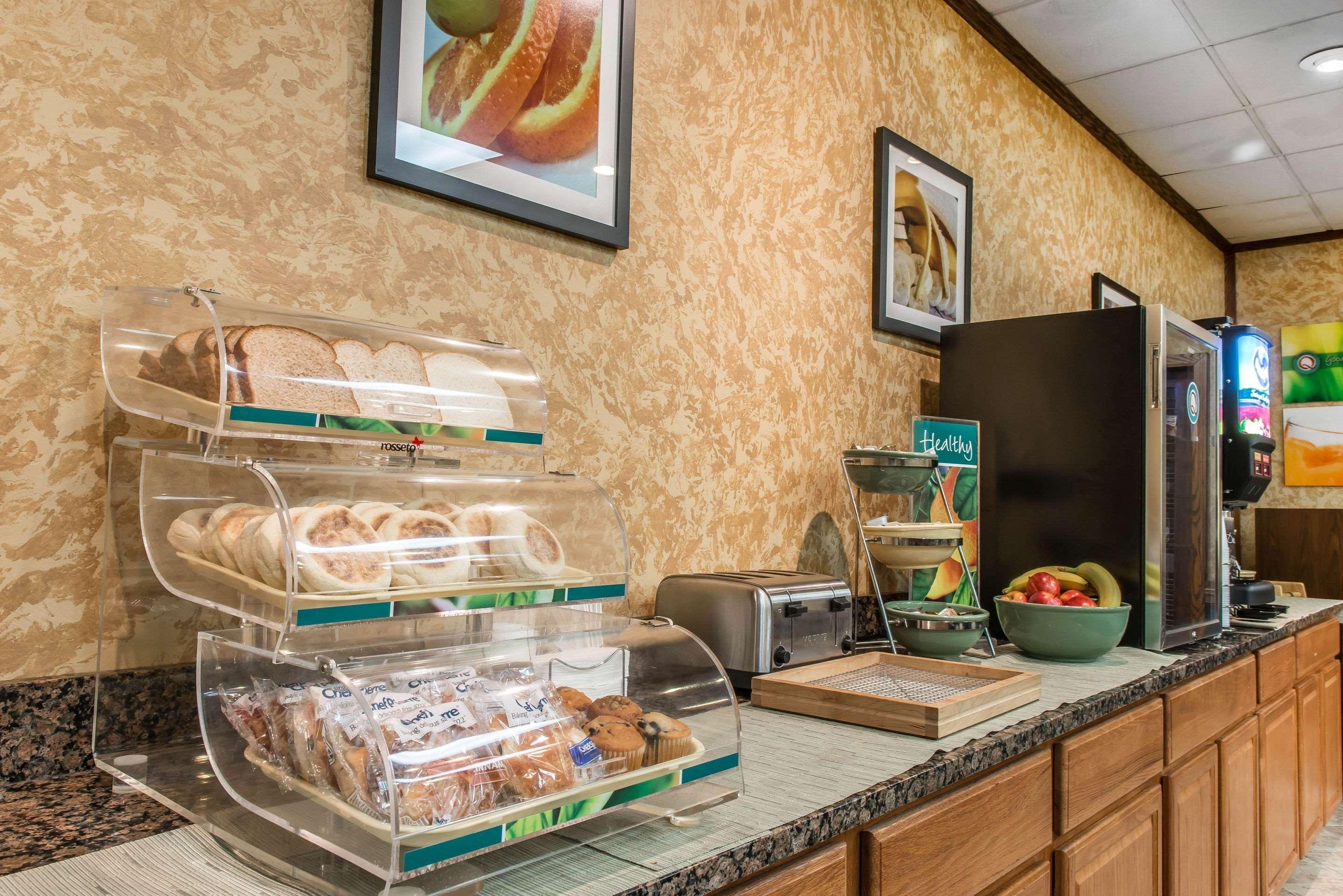 Quality Inn Hermitage Dış mekan fotoğraf